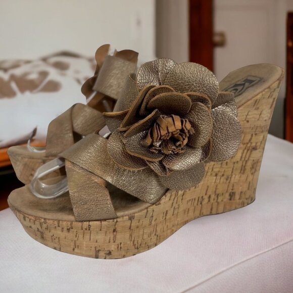 Kork-Ease Shoes - Korks by Kork Ease Neutral Leather Platform Wedge Sandals Size 7 - N179